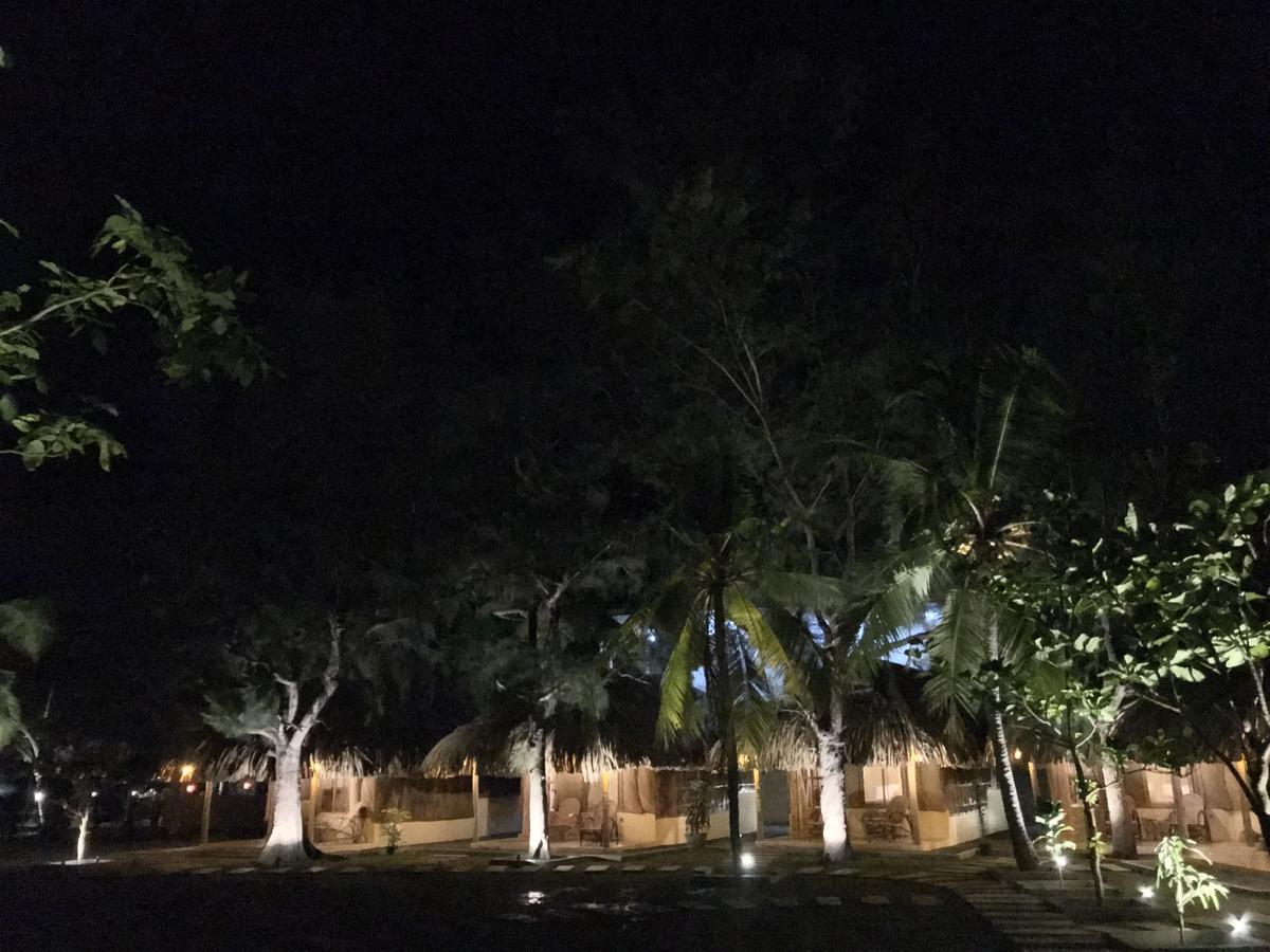 Royal Beach Arugam Bay Luaran gambar